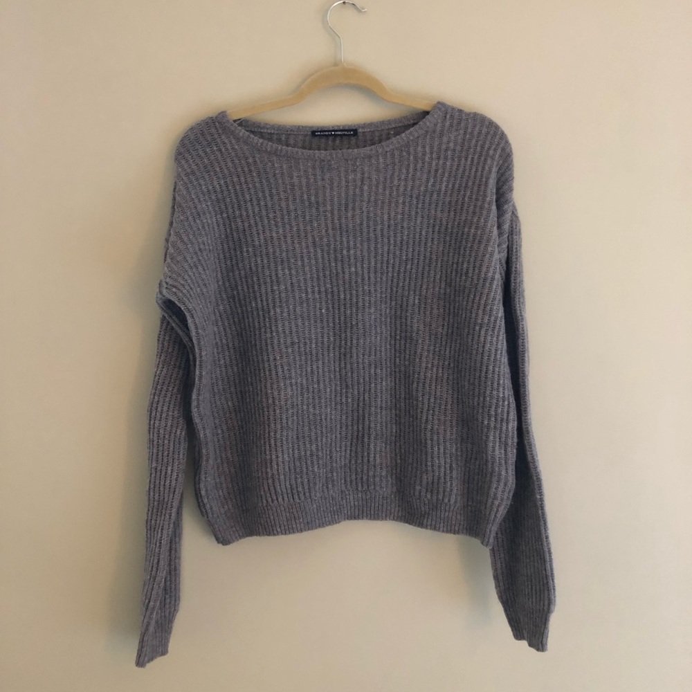 Brandy Melville Heather Gray Ribbed Crewneck Sweater